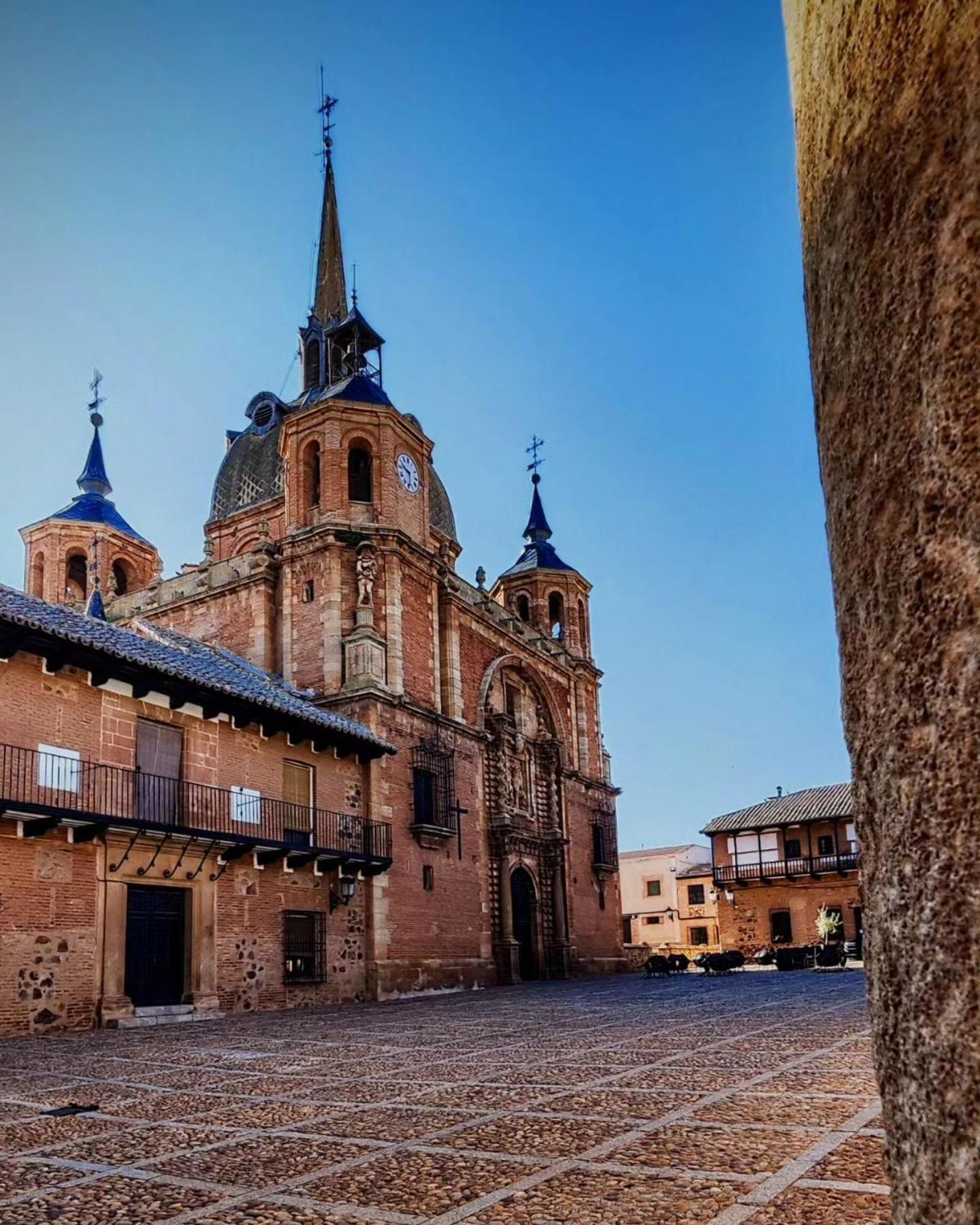 En San Carlos Del Valle- Dona Gumersinda Сasa de vacaciones